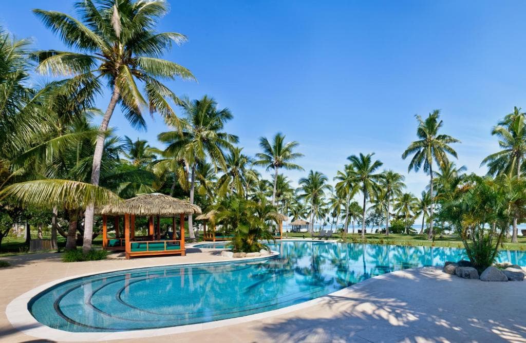 Lomani Island beach and lagoon